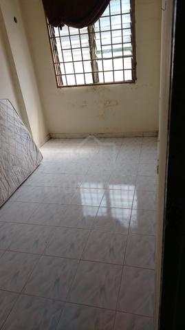 Single room for rent 1