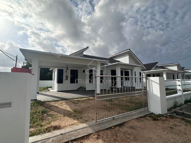 Banglo Moden di Alor Jejawi,Besut 1