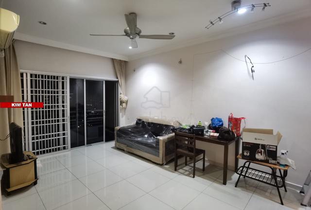 University Place (Plaza Ivory) 1