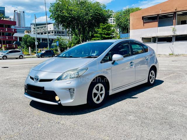 2013 Toyota PRIUS 1.8 LUXURY JBL SYSTEM L/MILEAGE - 1