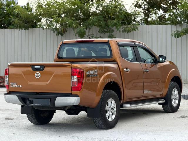 4x4⭐71K KM⭐NOT OFFROAD⭐ Nissan NAVARA 2.5 E (M) - 4