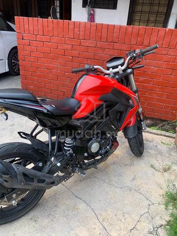 Benelli 150s - photo 2 of 3