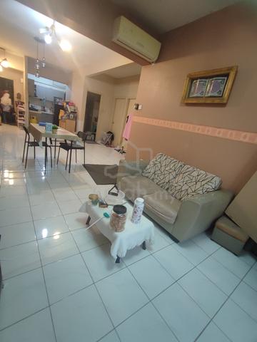 Master Bedroom Apartment Mawar Sentul 1