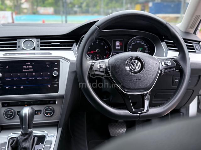 2019 Volkswagen PASSAT 1.8 TSI (TIP TOP CONDITION) - 5