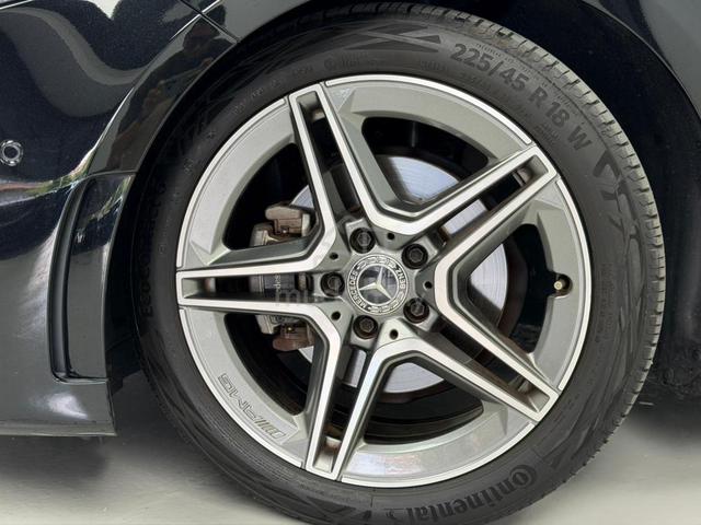Japan Unreg 2023 Mercedes Benz A180 1.3 TURBO AMG - 5