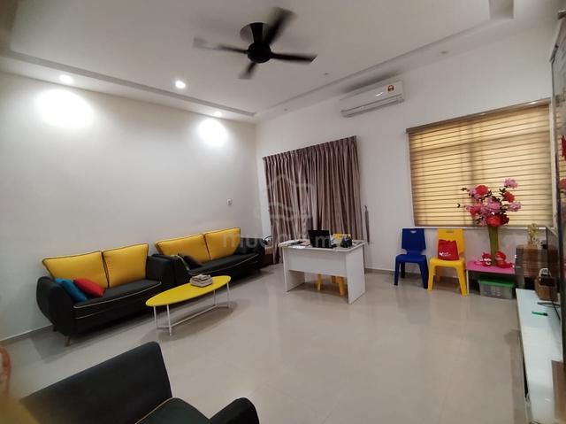 5 Carparks Bukit Dumbar Villa townhouse jelutong freehold 1