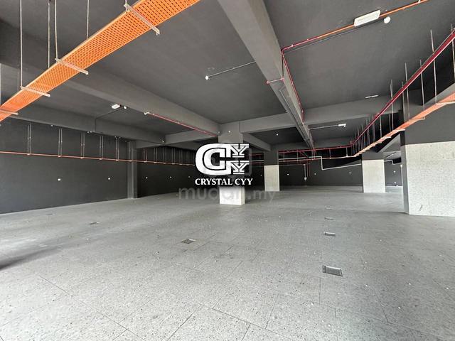 Ground Floor Commercial Space @ Jelutong 1