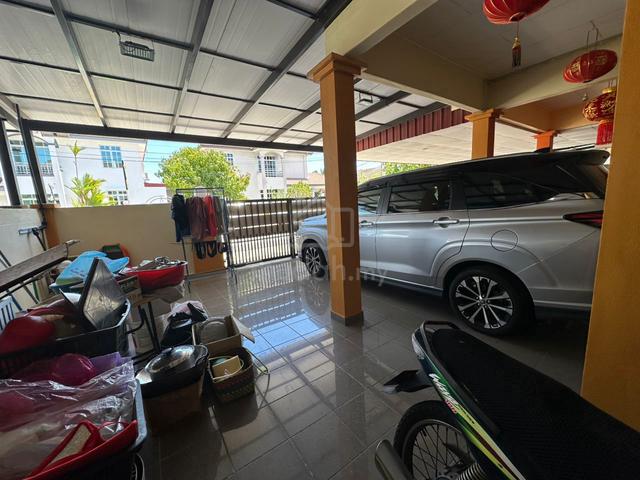 Taman Kantan Double Storey for Sale, Jln Kilang Tebu 1