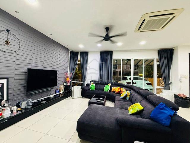 FREEHOLD 3 Storey Semi-D Cassia Groove Bandar Mahkota Cheras Selangor 1