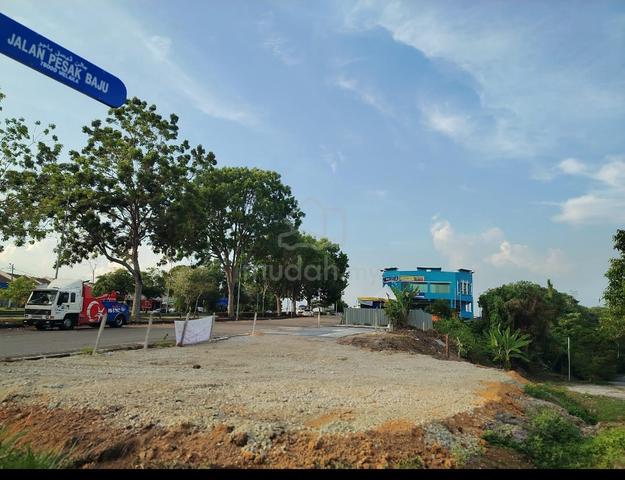 AMJ Mainroad Commercial/Workshop land for Rent 1
