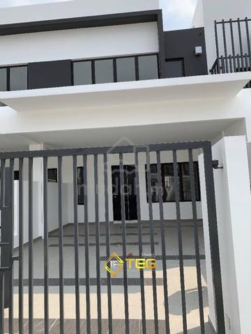 Fully Extended Up Down Setia Alam Permai 1 Double Storey House Gated 1