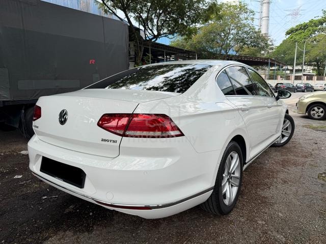 Volkswagen PASSAT 1.8 TSI COMFORTLINEPLUS FACELIFT - 2