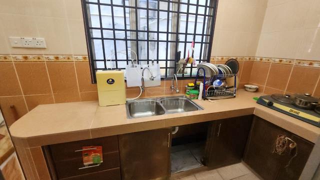 2.5 Storey House, Bukit Serdang Seksyen 10 1