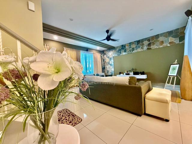 Double Sty Terrace At Tree Residence, Move In Condition, Sungai Ara 1