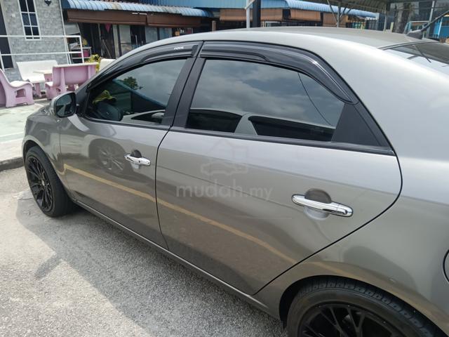2013 Kia FORTE 1.6 SX (A) - 4