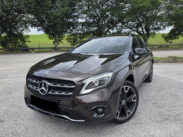 2017 Mercedes Benz GLA-CLASS 1.6 GLA200 PUSHSTART - 1