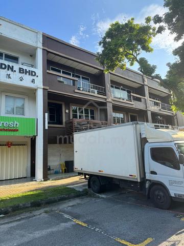Mature Kota Kemuning 3-Storey Shoplot | High ROI & Fully Tenanted 1