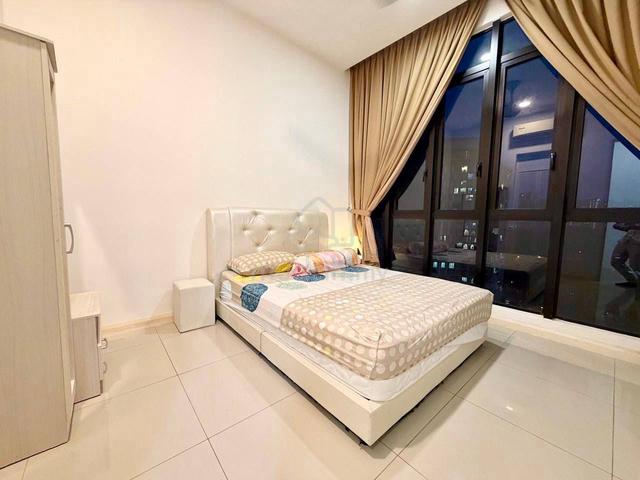 D'Pristine Medini 1