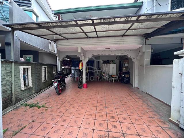 Semi-D cluster seksyen 17 Shah Alam, facing open 1