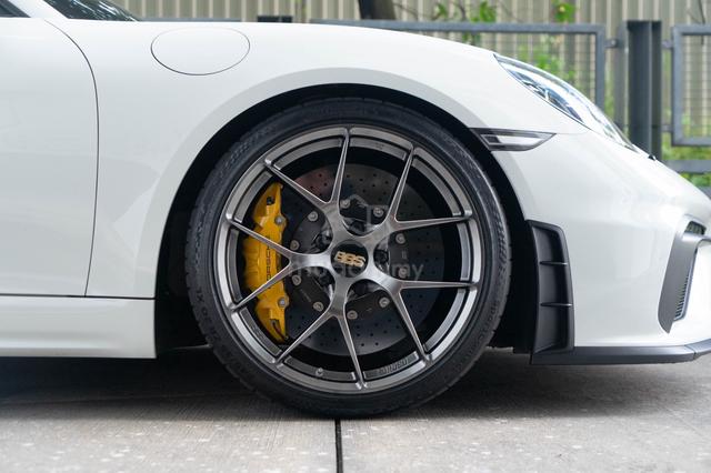 Porsche 718 Spyder 2021 Japan Spec - 3