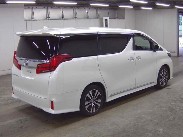 2022 Toyota ALPHARD 2.5 SC 8 YRS WARANTI FULL LOAN - 4