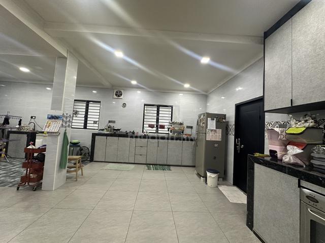 Bandar Puteri Corner lot beautiful house for sale 1