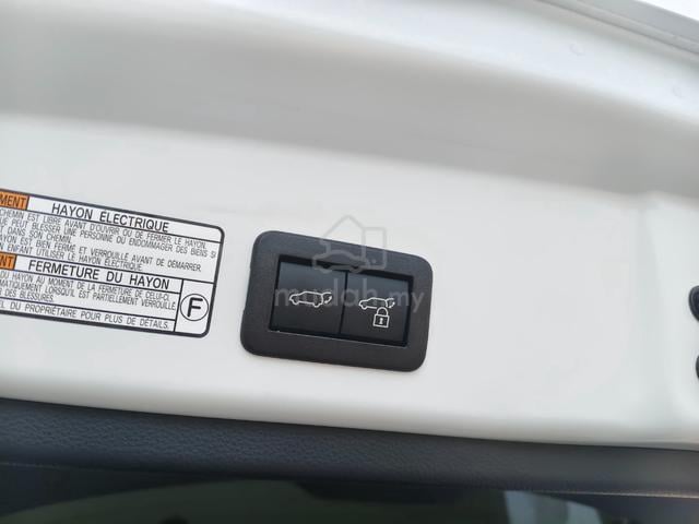 2025 Toyota COROLLA CROSS 1.8 V MY21 XG10 - 4
