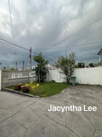 Sungai Ara 2-Storey Semi D, Land Area 4606sq.ft, Well Maintained 1
