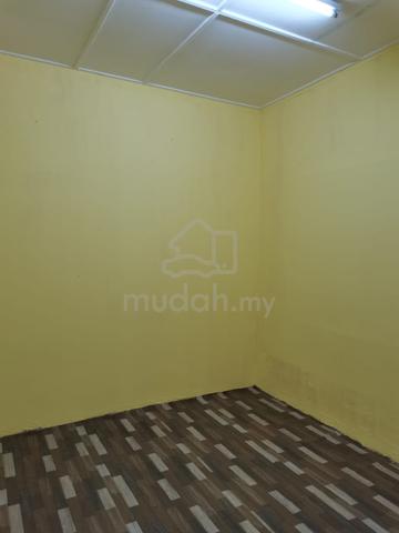 Kepong Desa Jaya landed house for rent 5