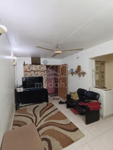 Flat Pandan Indah 1