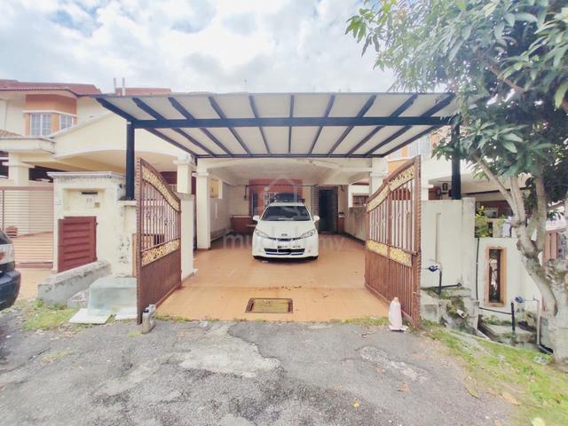 RENOVATED 2 Storey Terrace Taman Puncak Saujana, Kajang 1