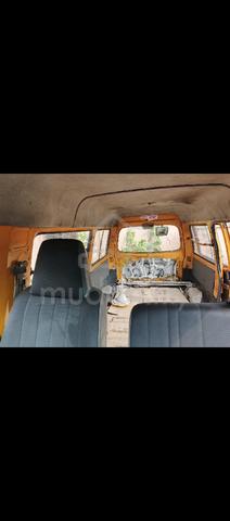 2002 Ford ECONOVAN 1.8 XL (WINDOW) (M) - 4