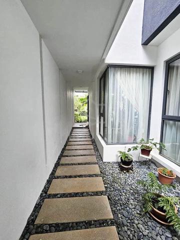 Alarmed Door House for RENT at Putrajaya 5