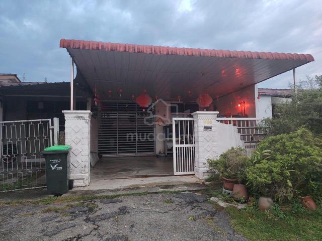 House for sale taman kenari 1