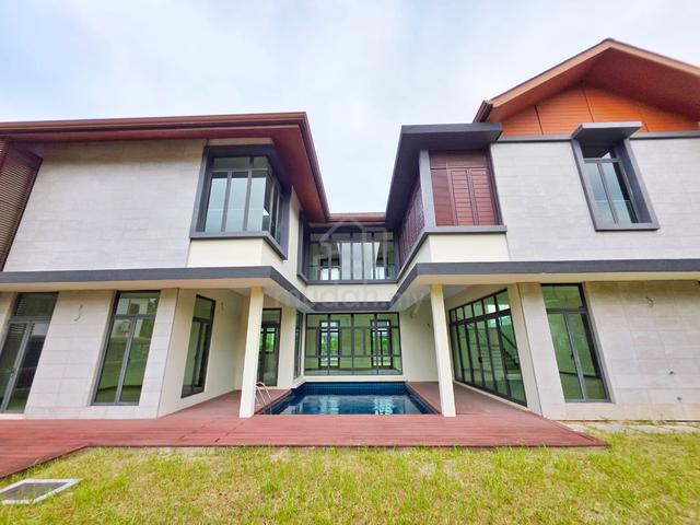 Corner Double Storey House Bungalow with Spacious Land Danau Suria P16 1