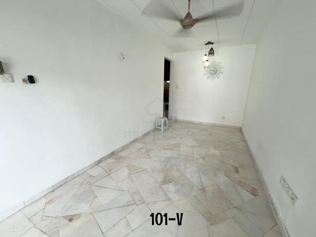 [FULL LOAN 100%] Zapin Bandar Bukit Raja Klang 1-Storey Terrace House 1