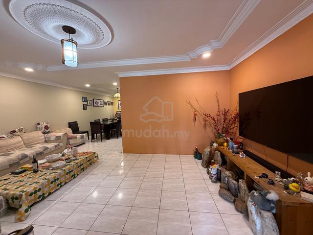 Kuching 4th miles Capital Garden Double Storey Terrace with 4 bedroom 1