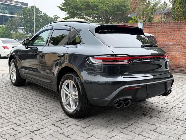 2022 Porsche Macan 2.0L  - 2