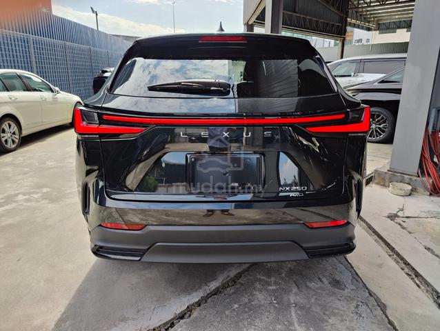 OFFER 2023 Lexus NX250 2.5 LUXURY RED LEATHER NX - 4