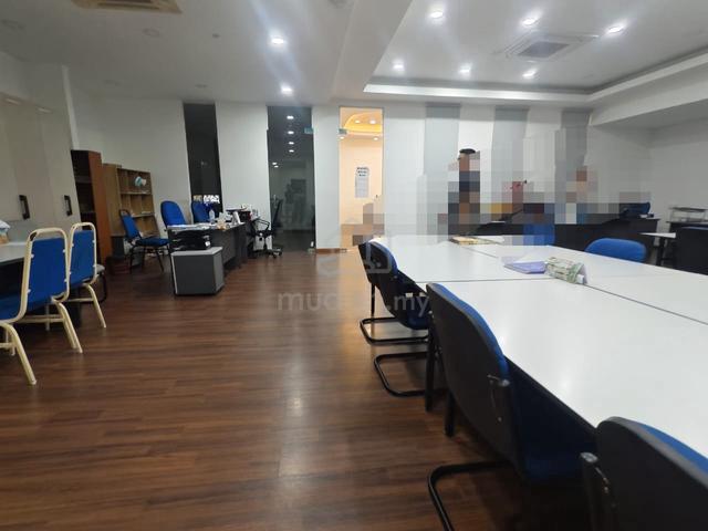 FOR SALE – E33 Warehouse | Strategic Industrial Hub for Sale 1