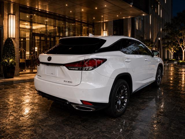 UNREG 2021 LEXUS RX300 F-Sport Sunroof - 2