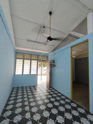 [NON BUMI/FACING OPEN] Teres Setingkat Tmn Cenderawasih , Jasin, Me 1