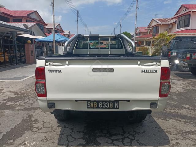 2013 Toyota HILUX 2.5 VNT (M) - 4