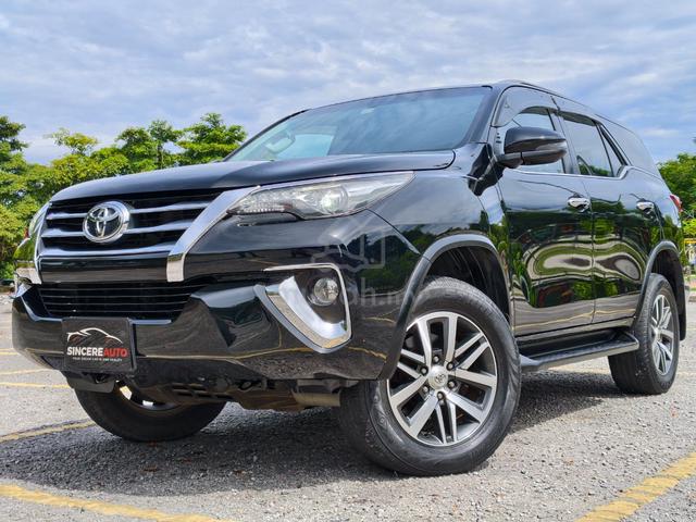 Toyota FORTUNER 2.7 SRZ 4×4 REVERSE/CAM,E/SEAT - 1