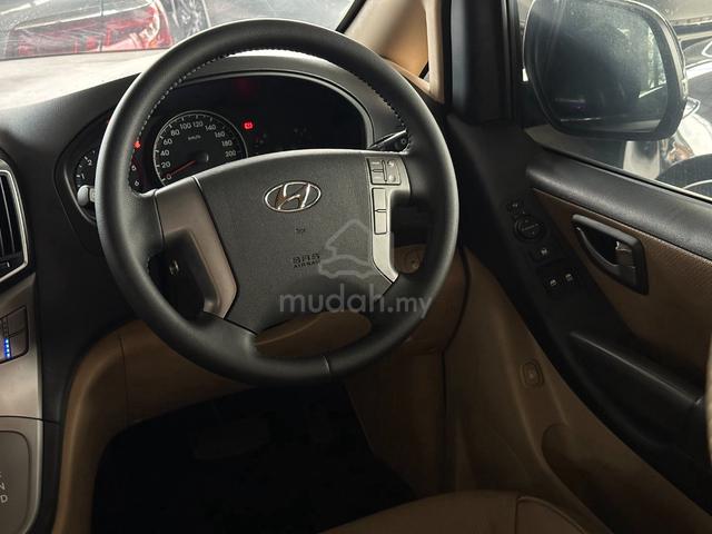 2020 Hyundai GRAND STAREX 2.5 - 4