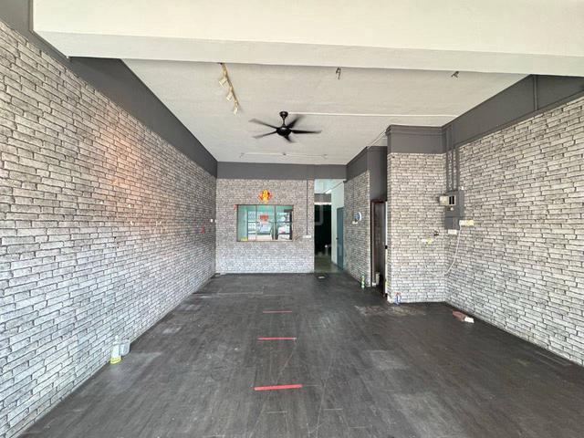 Taman Daya @ JLN Nipah Double Storey Shop Lot 1