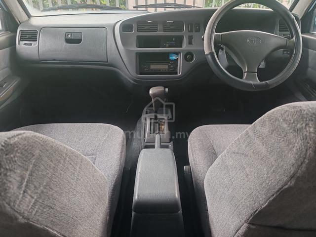2002 Toyota UNSER 1.8 GLI FACELIFT (A) - 3