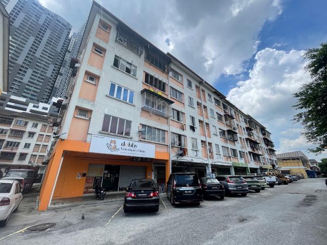 Taman Impian Indah Apartment (Balakong) 1