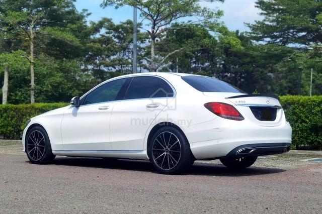 2019 Mercedes Benz C200 1.5 AVANTGARDE FACELIFT - 4