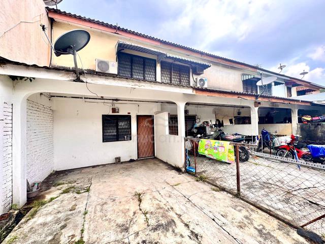 PALING MURAH ‼️ 2 Storey Terrace Low Cost Taman Sri Muda, Shah Alam 1